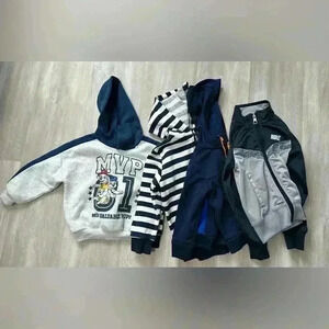 253. Kid’s sweatshirt size 3-4 set of 4